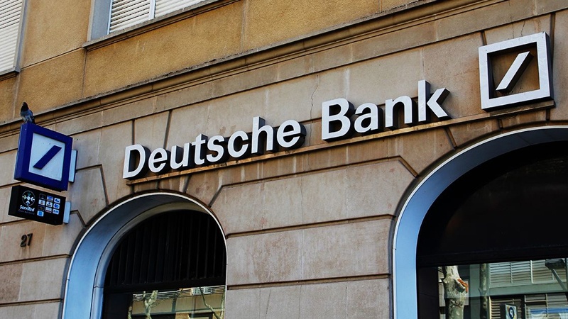 Iranpress: سقوط سهام دویچه بانک آلمان/ بحران در بانک‌های بزرگ اروپا