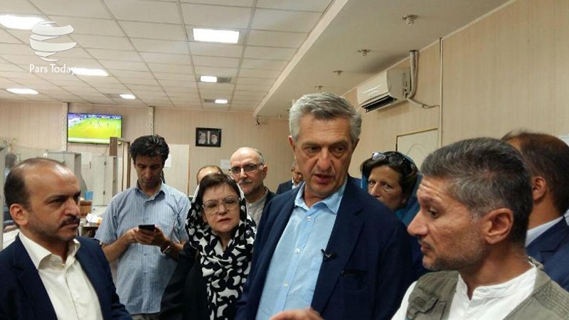 Iranpress: بازدید هیات سازمان ملل از مرکز خدمات اتباع خارجی در تهرانسر