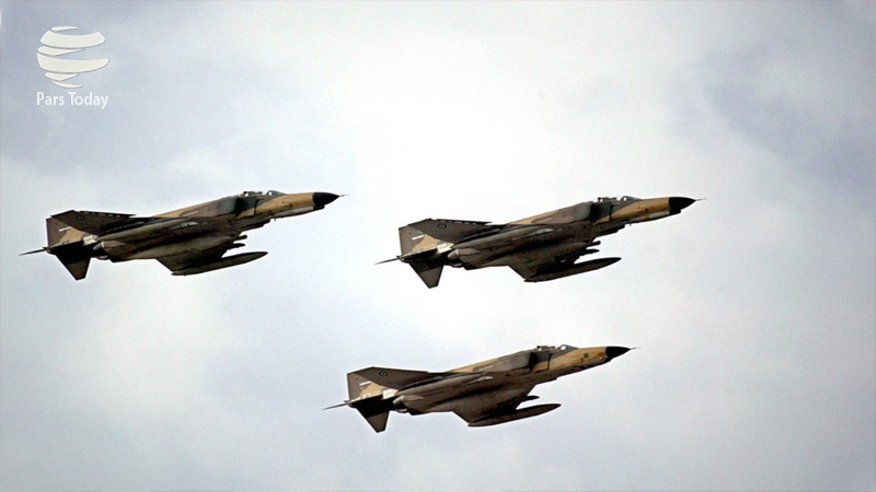 Iranpress: به مناسبت هفته دفاع مقدس؛ تمرین مشترک هوایی ارتش و سپاه در خلیج فارس آغاز شد