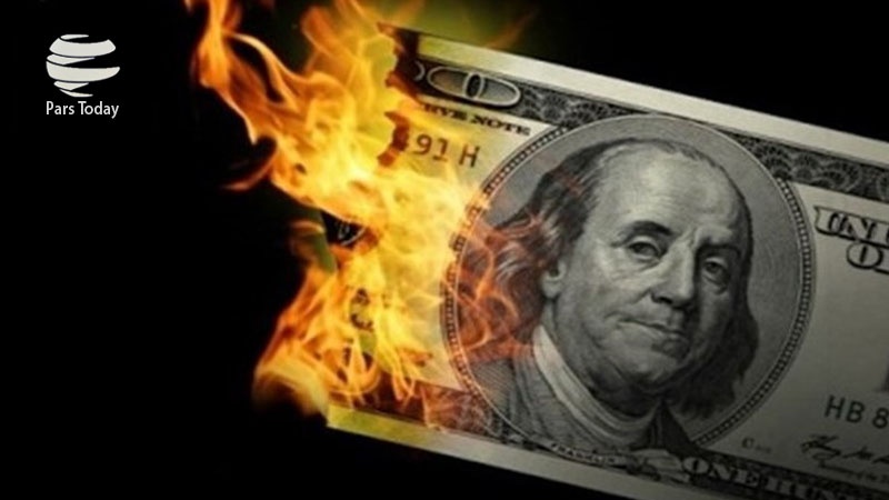 Iranpress: دیپلمات‌های اروپایی: تحریم‌های ضد ایرانی آمریکا موجب تضعیف دلار می‌شود