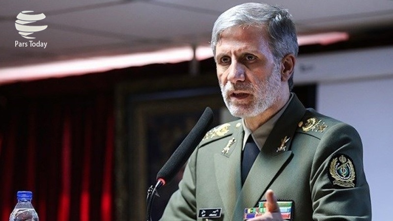 Iranpress: وزیر دفاع: پاسخ محکمی به تهدید رژیم صهیونیستی می دهیم