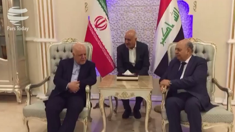 Iranpress: تاکید وزیران نفت ایران و عراق بر گسترش همکاری‌ها + ویدئو