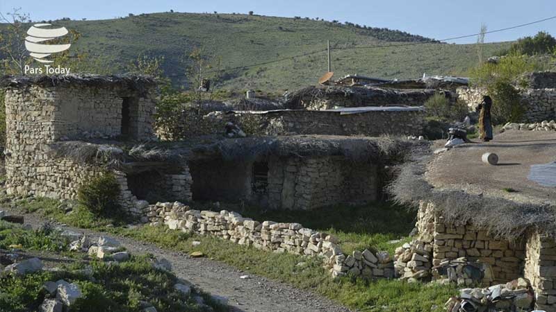 ایران پرس: اینجا ایران است؛ «پرشکفت»، روستایی در دل کوه