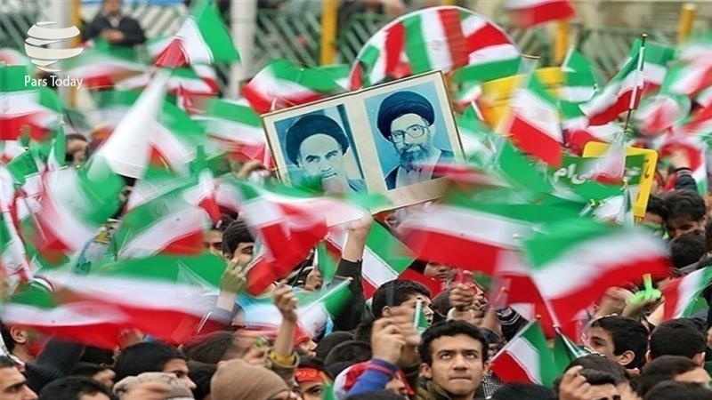 Iranpress: دعوت برای خلق حماسه حضور در فجر چهلم