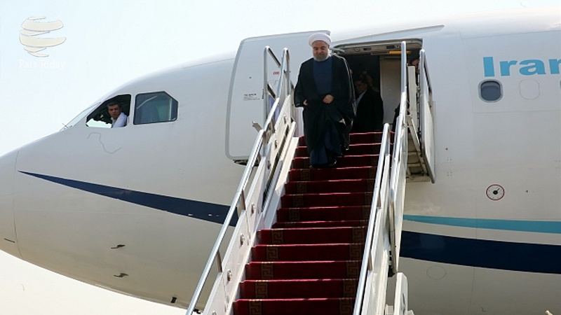 ایران پرس: روحانی وارد عسلویه شد