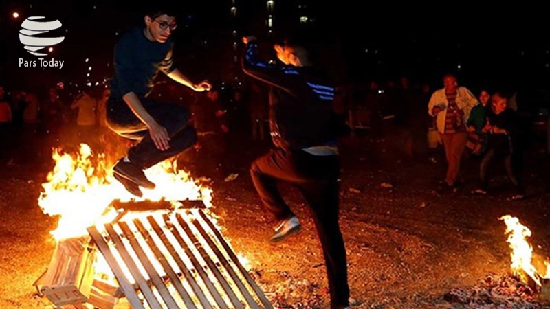 Iranpress: حوادث چهارشنبه سوری تا این لحظه ۵۷ مصدوم برجای گذاشت