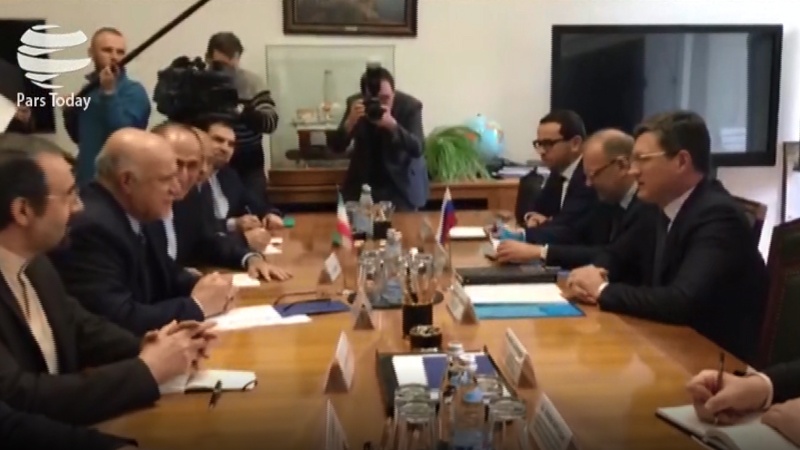 Iranpress: رایزنی وزیران نفت و انرژی ایران و روسیه