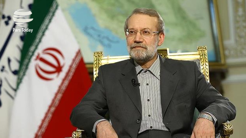 Iranpress: لاریجانی: آمریکایی‌ها نقش تروریست اقتصادی را بازی می‌کنند