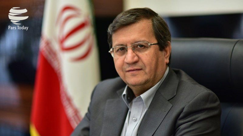 Iranpress: همتی: تحریم مجدد بانک مرکزی ایران نشان از دست خالی آمریکا است