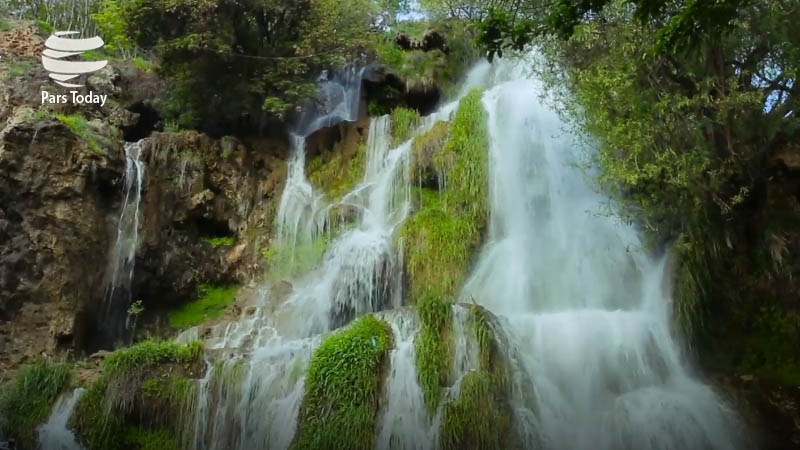 ایران پرس: اینجا ایران است؛ آبشار هزار ساله نیاسر