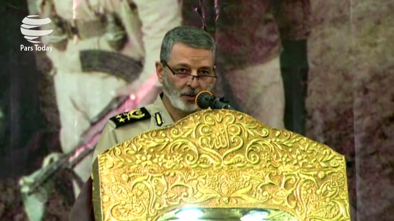 Iranpress: پاسخ فرمانده کل ارتش به اظهارت ضد ایرانی سعودی‌ها