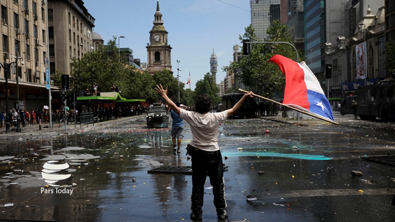 Iranpress: حالت فوق العاده در شیلی لغو شد