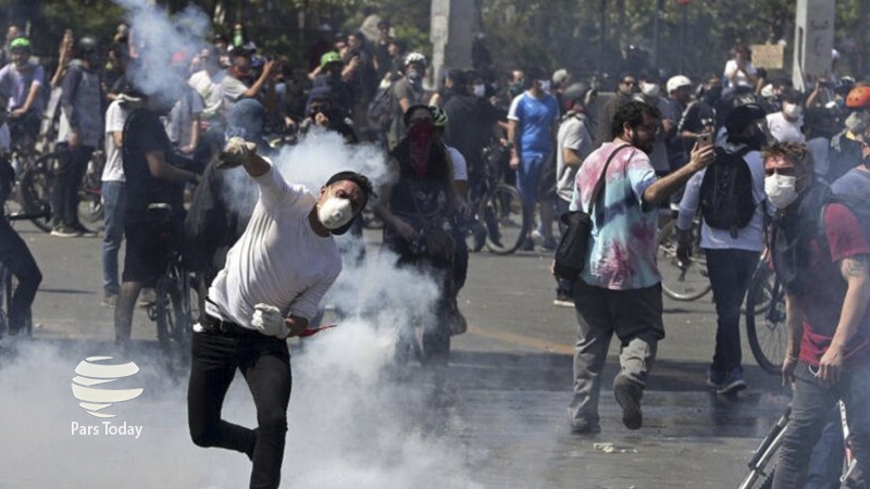Iranpress: ادامه اعتراضات در شیلی؛ عقب نشینی دولت/ تحلیل