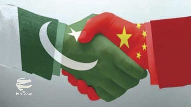 Iranpress: "یوآن" جایگزین دلار آمریکا در مبادلات تجاری چین و پاکستان/ تحلیل