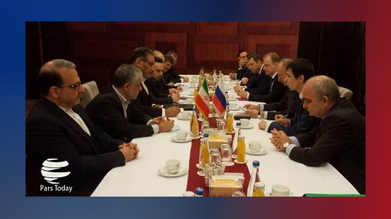 Iranpress: شمخانی: گسترش همکاری ایران و روسیه برای ایجاد ثبات در منطقه ضروری است 