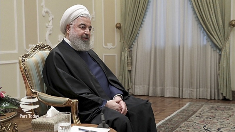 Iranpress: روحانی: ایران آماده همکاری با کشورهای اسلامی برای توسعه فناوری هوش مصنوعی است