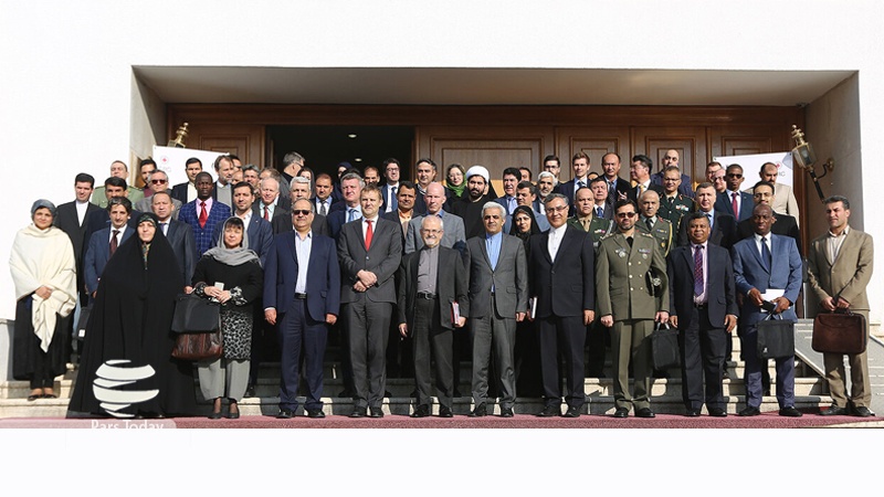 Iranpress: برگزاری مراسم گرامیداشت سالگرد تصویب کنوانسیون های چهارگانه ژنو