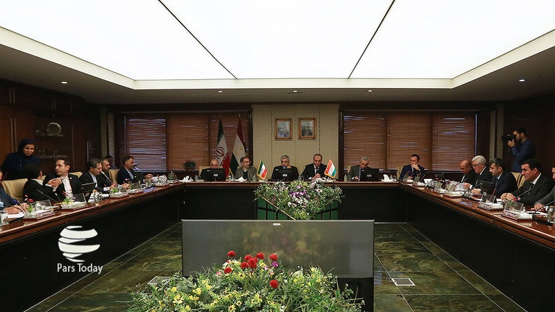 Iranpress:  آغاز سیزدهمین کمیسیون مشترک همکاری اقتصادی ایران و تاجیکستان