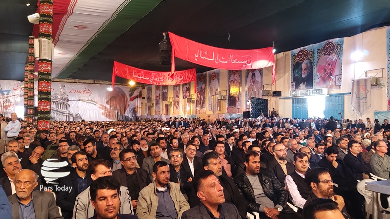 Iranpress: تصاویر: برگزاری کنگره دو هزار شهید استان بوشهر با حضور سرلشکر سلامی 