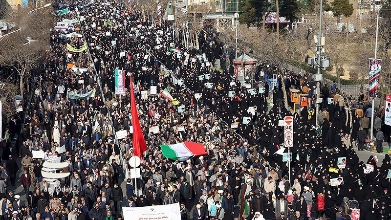 Iranpress: برگزاری راهپیمایی ضد آمریکایی مردم ایران پس از اقامه نماز جمعه