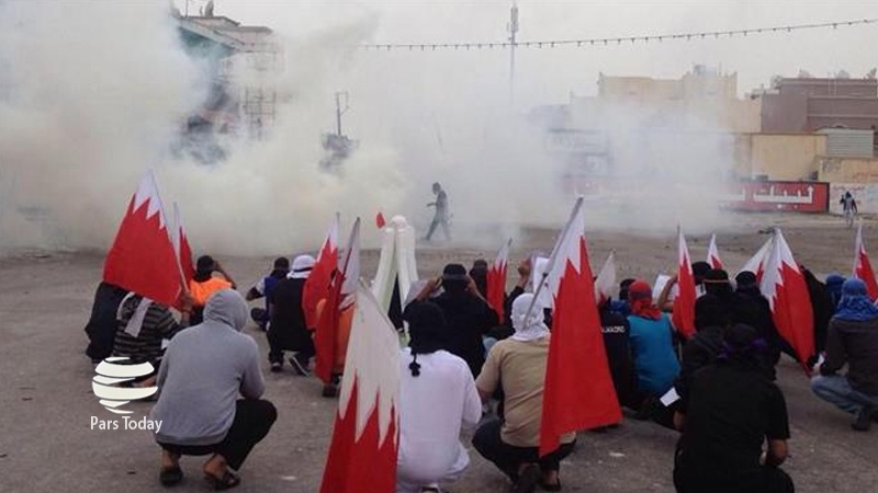 Iranpress: سرکوب تظاهرات مردم بحرین در سالگرد قیام 14 فوریه