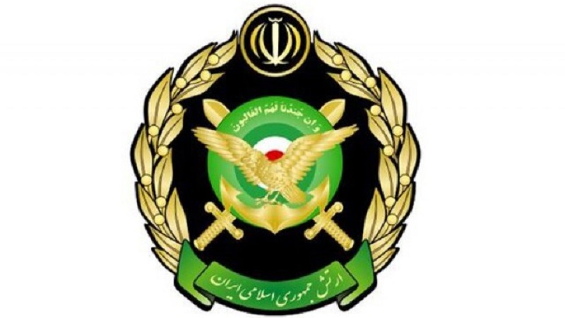 Iranpress: ارتش امروز در اوج اقتدار و شکوه در منطقه و جهان می‌درخشد