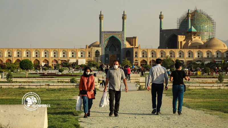 Iranpress: حال و هوای کرونایی در میدان تاریخی نقش جهان اصفهان