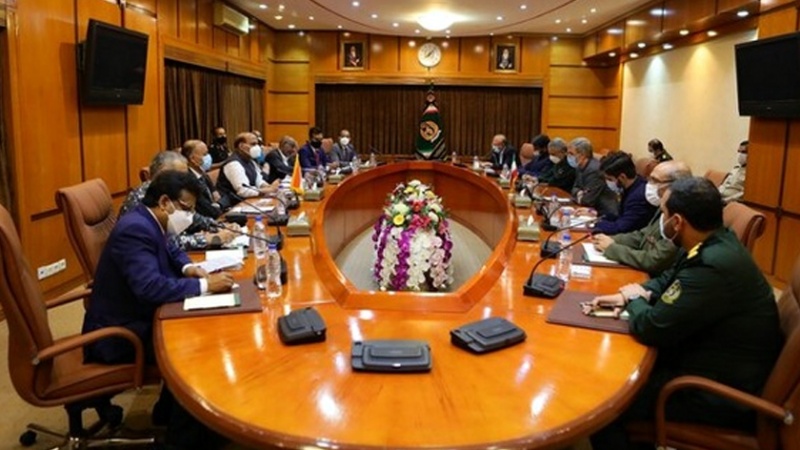 Iranpress: دیدار وزیران دفاع ایران و هند در تهران