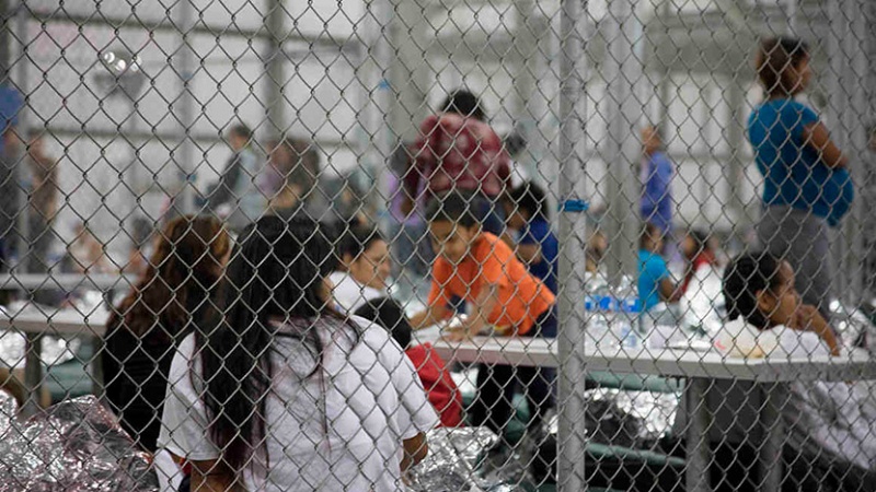 Iranpress: اعلام محدودیت‌های جدید پناهندگی در مرز مکزیک با آمریکا