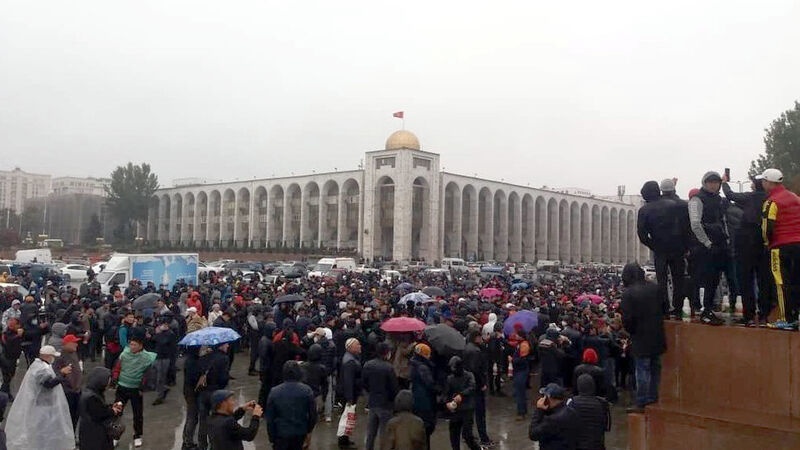 Iranpress: بی‌ثباتی سیاسی در قرقیزستان پس از انتخابات پارلمانی