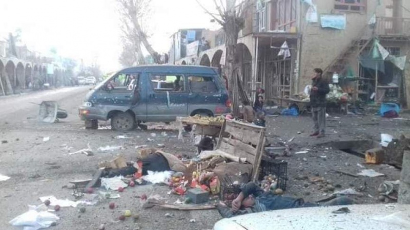 Iranpress: انفجار مهیب در شهر بامیان افغانستان با ده‌ها کشته و زخمی