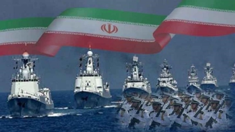 Iranpress: سرلشکر باقری: نیروی دریایی ارتش رویای استکبار جهانی برای تسلط بر منطقه را باطل کرد