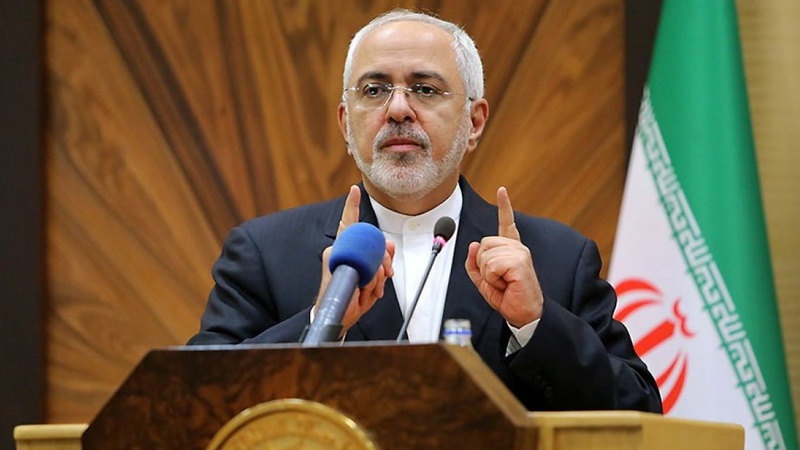 Iranpress: ظریف: ایران نسبت به درهم شکستن متجاوزان تردیدی ندارد
