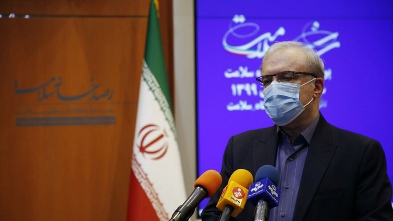 Iranpress: نمکی: واکسن کرونا براساس اصول کارشناسی بزودی تامین می‌شود