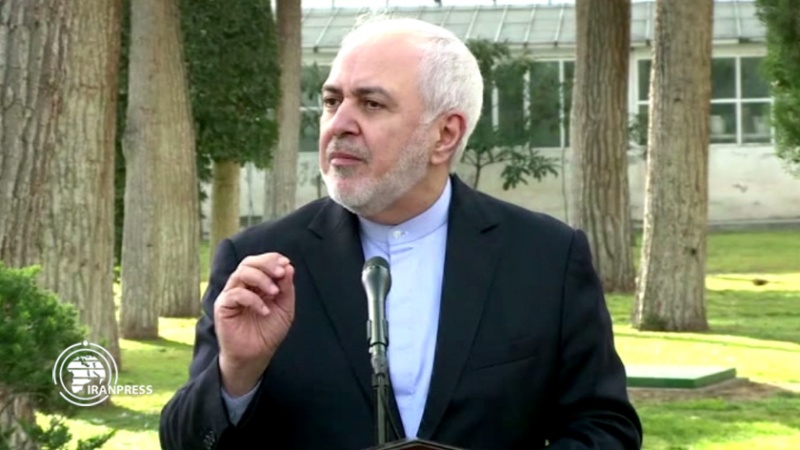 Iranpress: ظریف خطاب به دولت جدید آمریکا: رفتار ترامپی در برابر ملت ایران جواب نمی‌دهد
