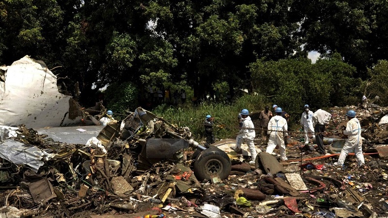Iranpress: سقوط هواپیما در سودان جنوبی با 10 کشته 