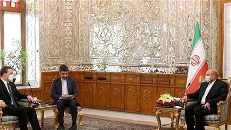 Iranpress: تاکید قالیباف بر گسترش روابط همه‌جانبه ایران و صربستان