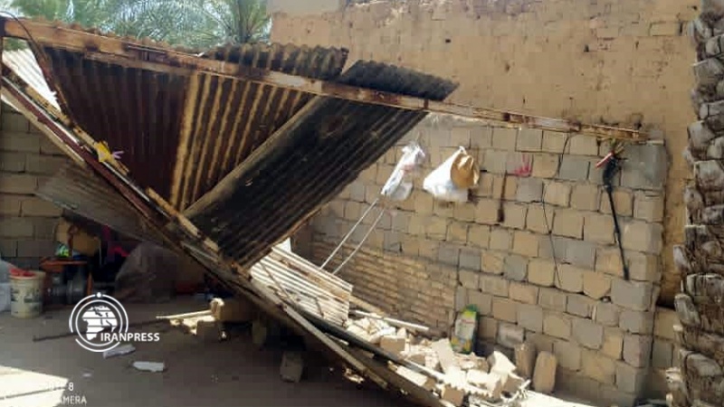 ایران پرس: تصاویری از منازل و مکان‌های آسیب‌دیده از زمین‌لرزه امروز گناوه در استان بوشهر 