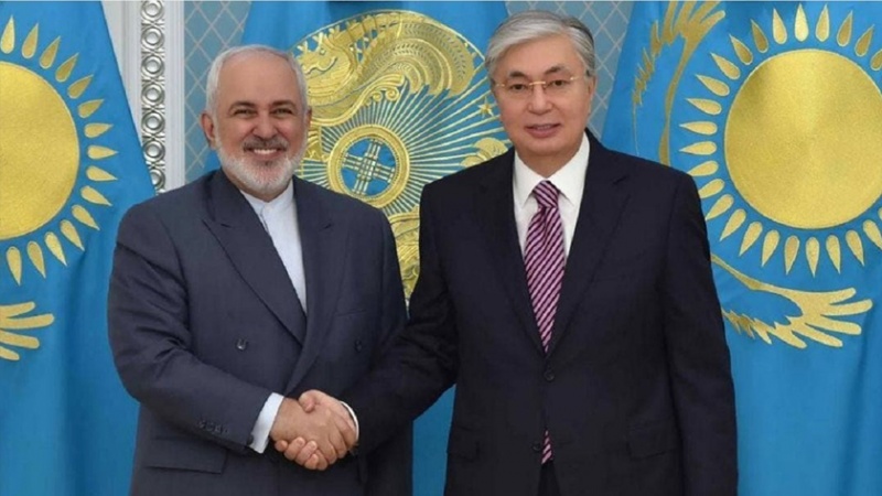 Iranpress: دیدار ظریف با رئیس جمهوری قزاقستان/ تاکید بر همکاری پایدار دو کشور