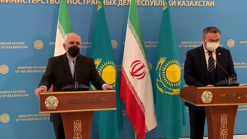 Iranpress: ظریف: مشترکات بسیاری عامل پیوند ایران وقزاقستان است