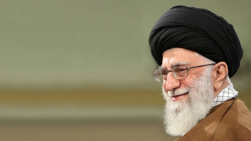 Iranpress: کمک 500 میلیون تومانی رهبر انقلاب برای آزادی زندانیان نیازمند