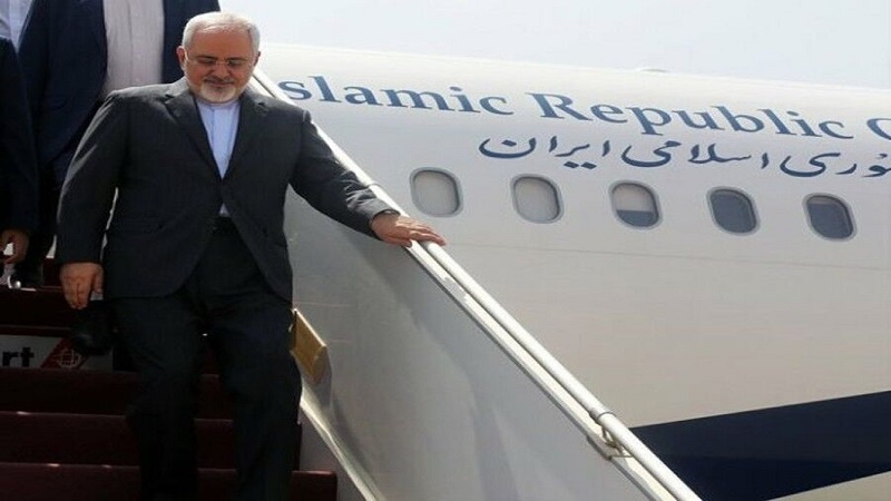 Iranpress:  ظریف وارد بغداد شد