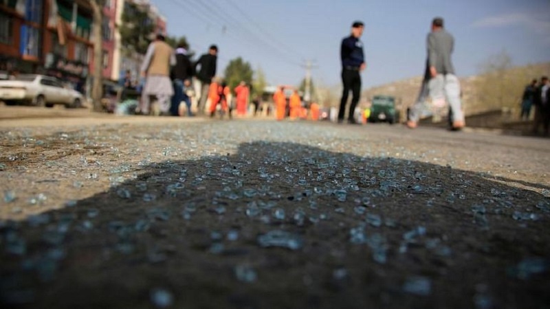 Iranpress: بیش از 110 کشته و زخمی در انفجار شرق افغانستان / اغلب قربانیان دانش‌آموز هستند