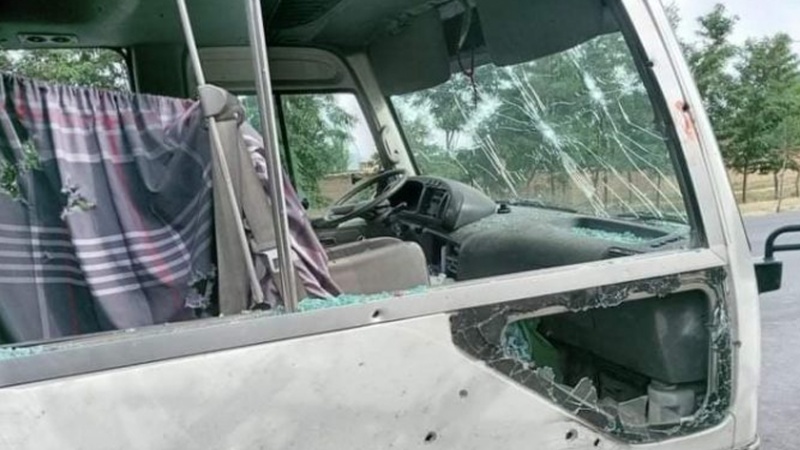 Iranpress: حمله به خودروی استادان و دانشجویان در افغانستان/ ۴ کشته و ۱۱ زخمی