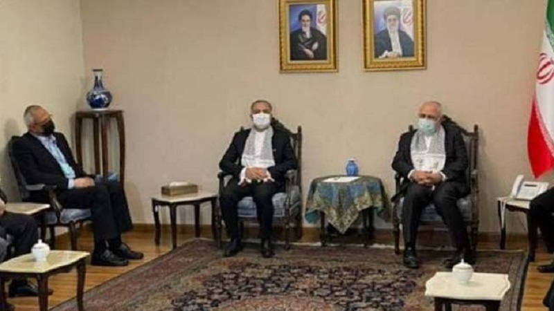 Iranpress: ظریف: ادعاهای غیرقابل شکست بودن گنبد آهنین دروغی پوشالی بود