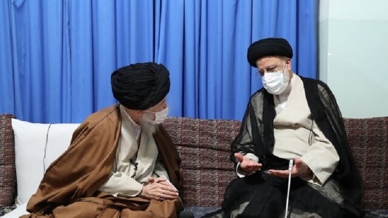 Iranpress: دیدار رئیس جمهور منتخب با آیات عظام علوی گرگانی و مکارم شیرازی در قم