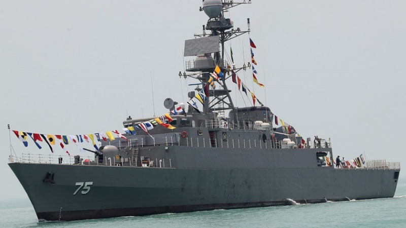 Iranpress:    ناوشکن بومی دنا آماده اعزام به ماموریت دریانوردی