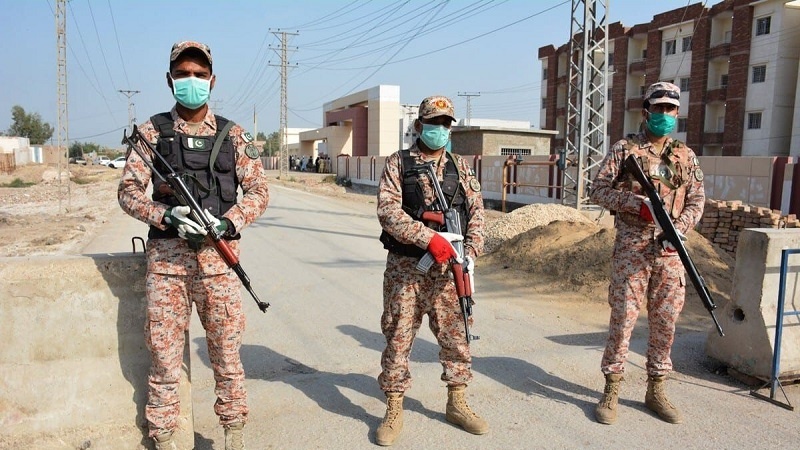 Iranpress: یازده کشته در درگیری تروریست‌ها با ارتش پاکستان
