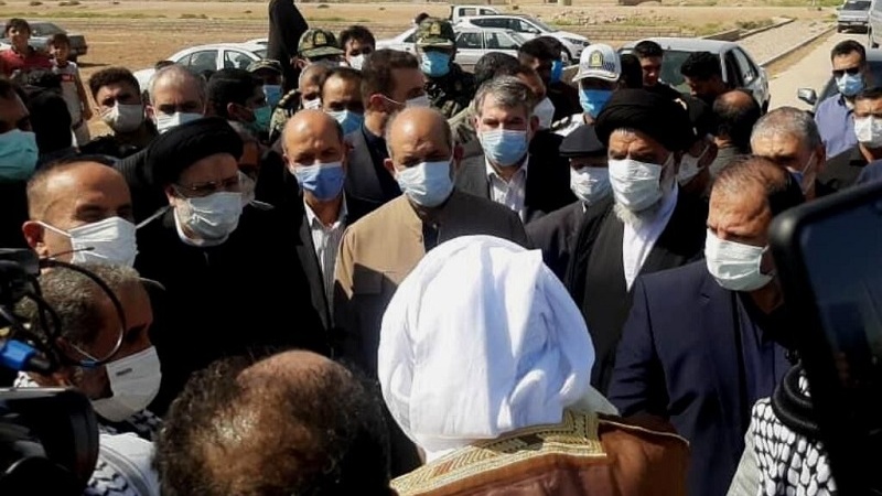 ایران پرس: دومین سفر سرزده رئیسی به خوزستان/ بازدید از شهر زلزله زده اندیکا