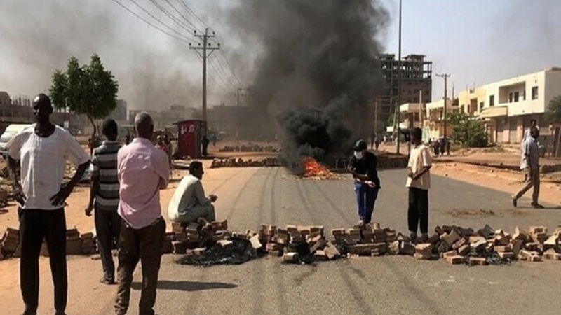 Iranpress: 3 کشته و 62 زخمی در حمله نیروهای امنیتی به معترضان در سودان